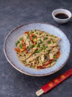 Tavuklu Noodle (1 Porsiyon)